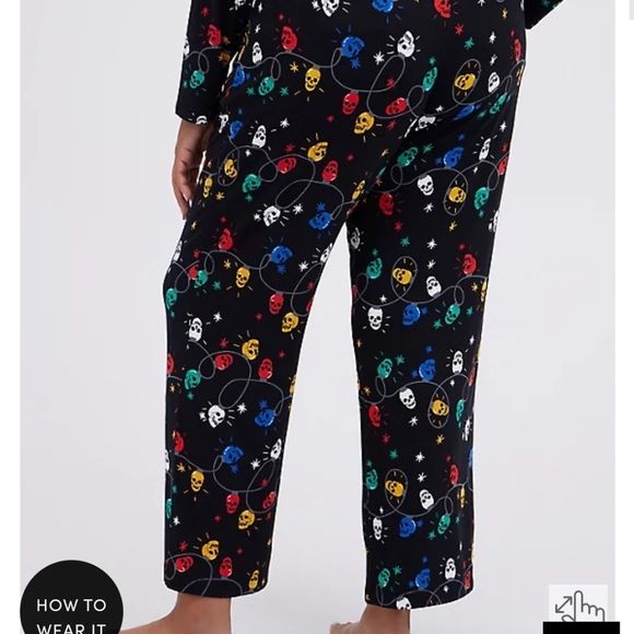 🆕🎄💀 SKULL HOLIDAY LIGHTS PJ SET🎄💀 - Picture 9 of 12